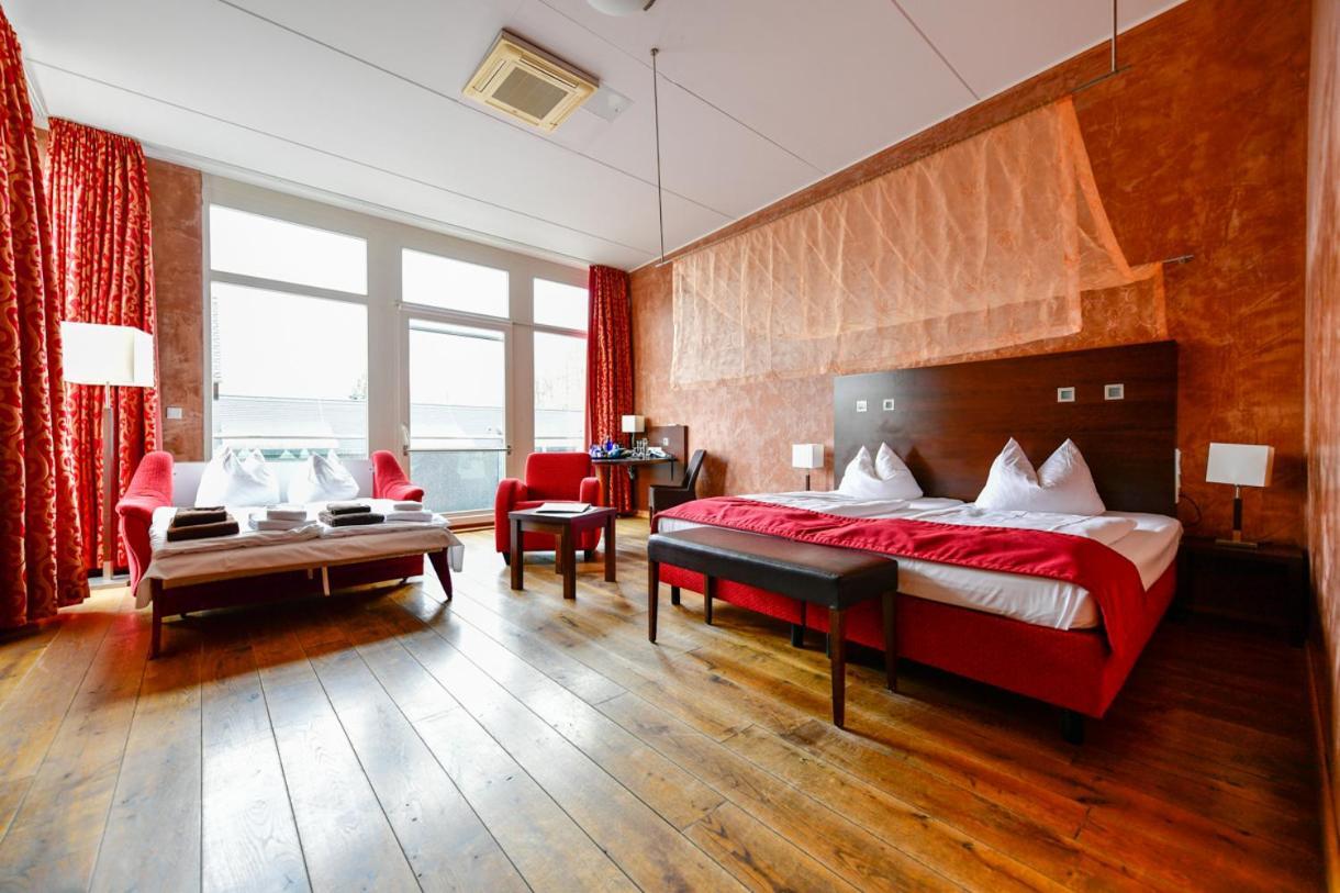 Landhotel Burg Im Spreewald - Resort & Spa Ngoại thất bức ảnh