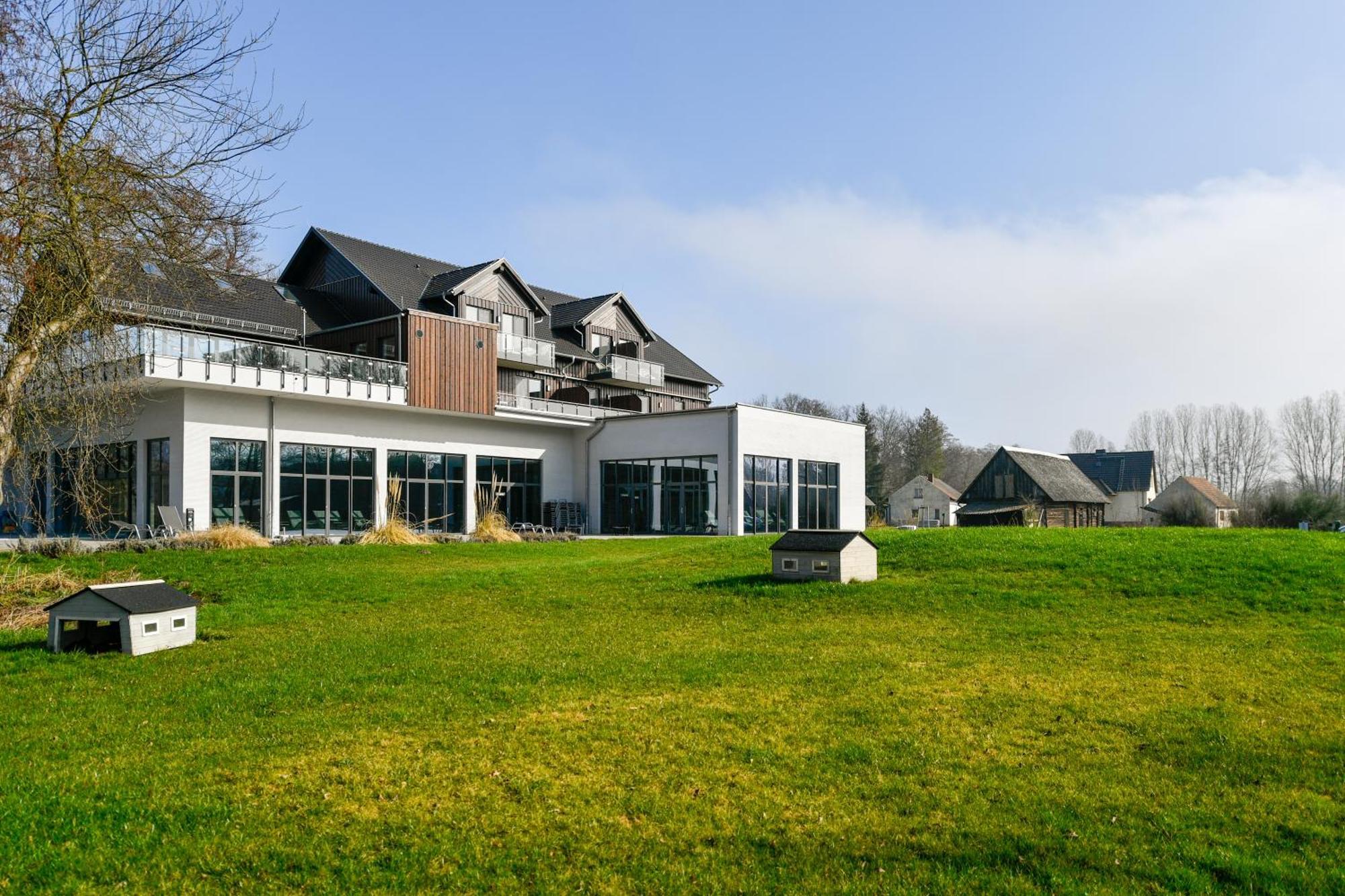 Landhotel Burg Im Spreewald - Resort & Spa Ngoại thất bức ảnh